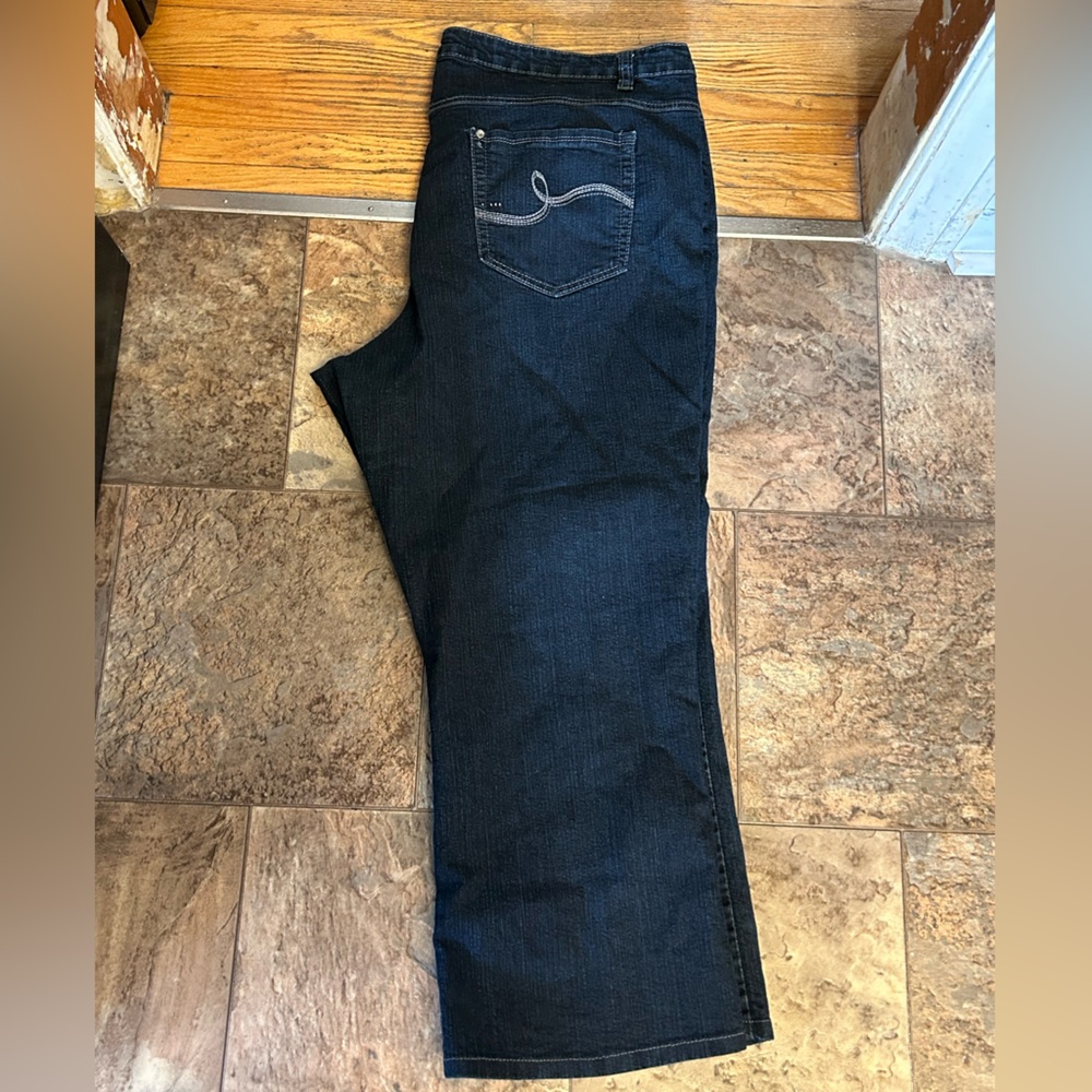 Carroll Reed Plus Size Jeans - Picture 3 of 3